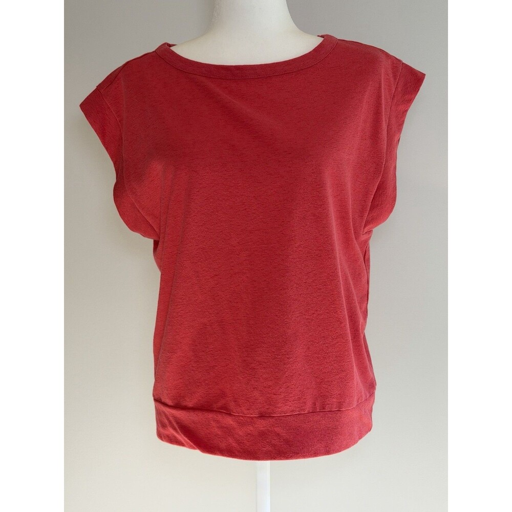LOFT Red Modern Wedge Tee Size Medium Boatneck Cap Sleeve Banded Bottom Hem
